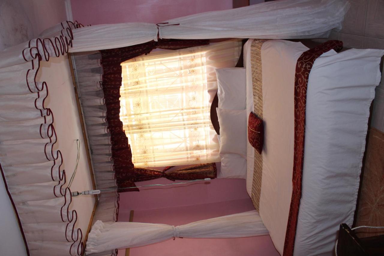 Salient Guest House Eldoret Bagian luar foto